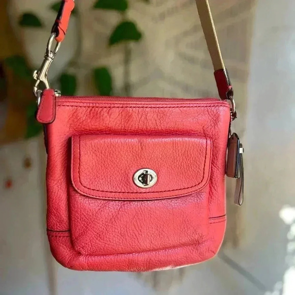 Coach Pink Pebbled Leather Crossbody Bag with Turnlock Pocket - Picture 1 of 11